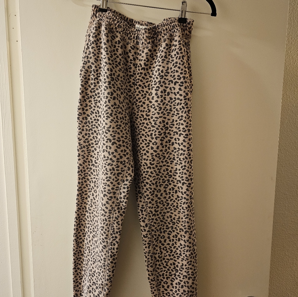 Small bottom/medium top - Picture 5 of 6